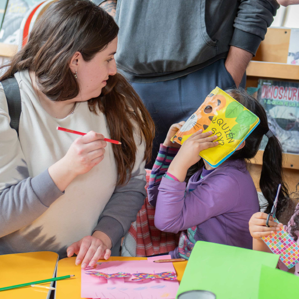 Padre e hijas en un proceso de Evolución Constante, aprendiendo de los errores con esfuerzo