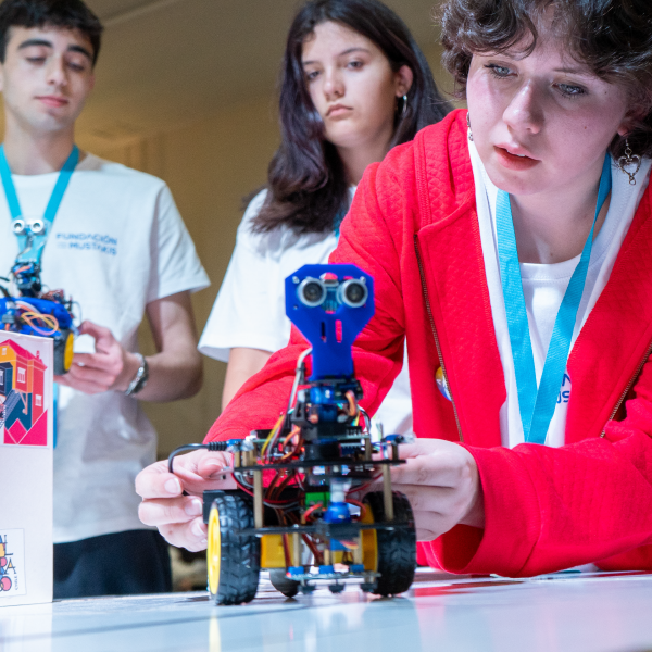 Talleres educativos de ciencia, tecnología, videojuegos y robótica