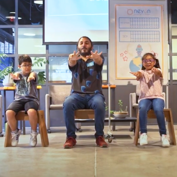 Proyectos que inspiran. Neyün, trayendo calma y mindfulness a las escuelas